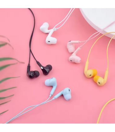 تصویر نمای نزدیک از هندزفری U28، جک 3.5 میلی‌متری، مخصوص موبایل