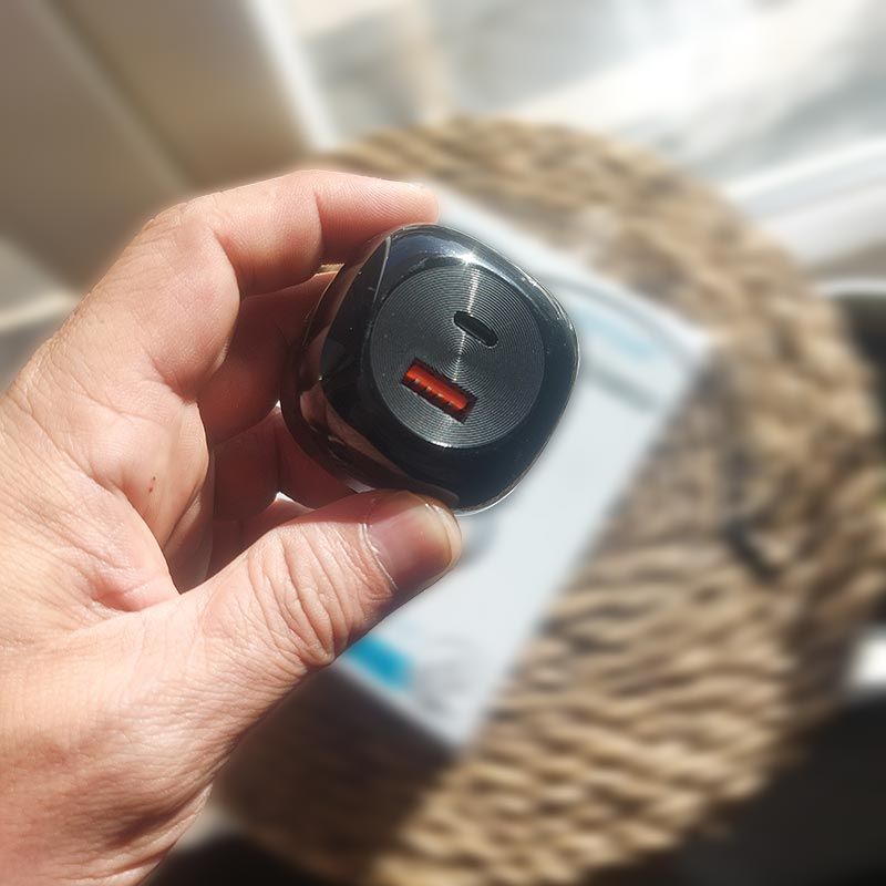 شارژر فندکی ۸۵ وات مدل ۸۸۰۴ دارای پورت USB و Type-C