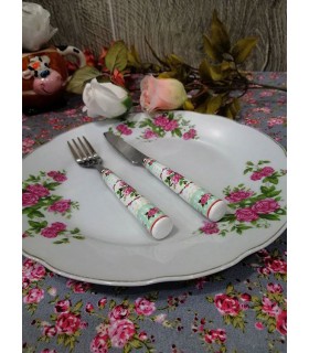 کارد و چنگال دسته سرامیکی طرح گل قرمز کارد و چنگال دسته سرامیکی طرح گل قرمز